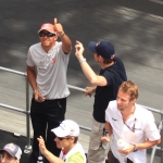 Lewis Hamilton Give Fugare 1 Thumbs Up